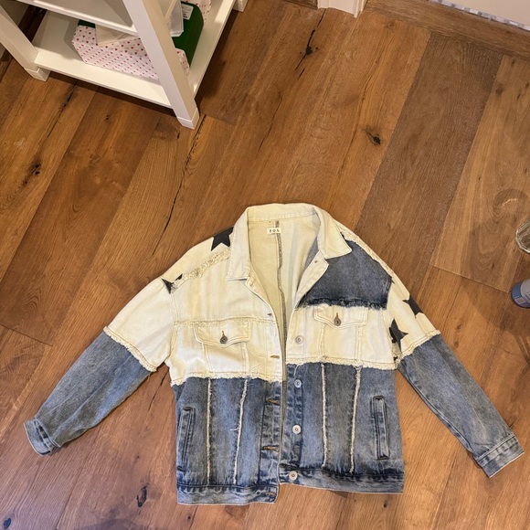 Star jean jacket - Picture 2 of 4